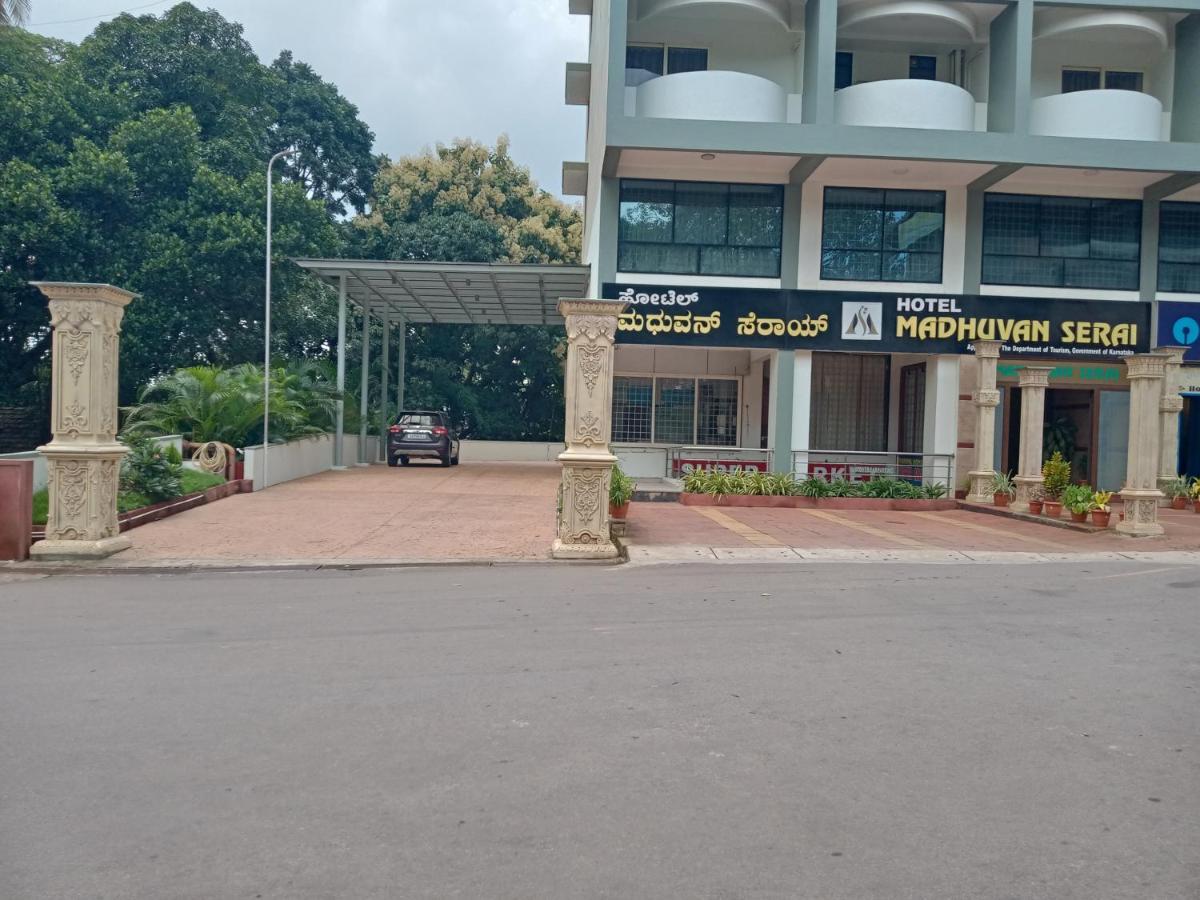 Hotel Madhuvan Serai Manipal Dış mekan fotoğraf