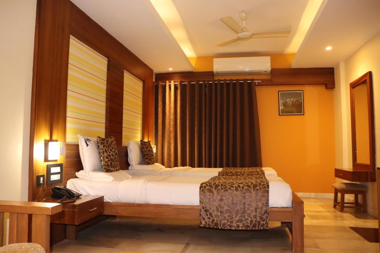 Hotel Madhuvan Serai Manipal Dış mekan fotoğraf