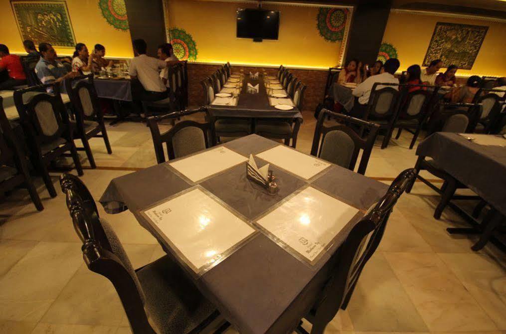 Hotel Madhuvan Serai Manipal Dış mekan fotoğraf