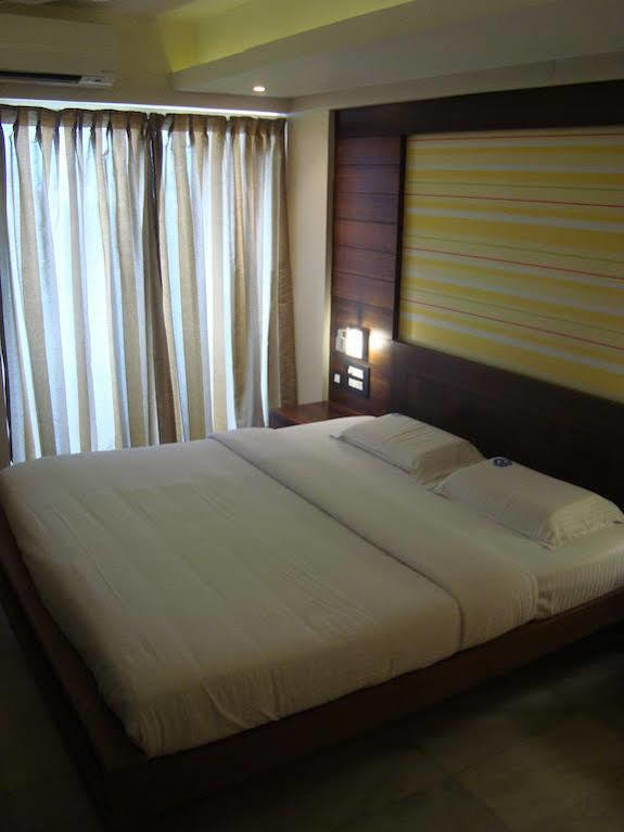 Hotel Madhuvan Serai Manipal Dış mekan fotoğraf