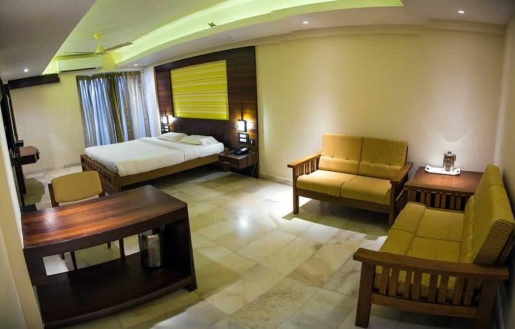 Hotel Madhuvan Serai Manipal Dış mekan fotoğraf